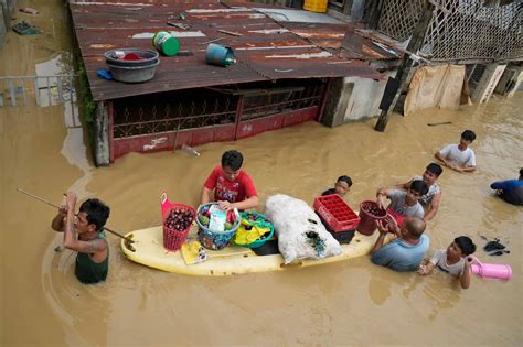 typhoon in philippines now|Super Typhoon Noru slams into Philippines as .